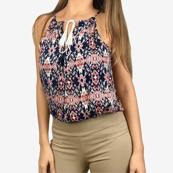 Lucy & Laurel Ikat Print Top Size S Blue Red Casual Boho Beachy Flowy Summer - Picture 1 of 14